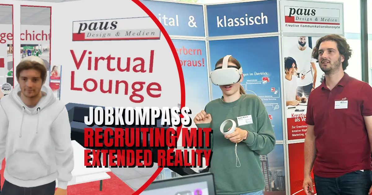 Junge Frau mit VR-Brille und Controller am Messestand von Paus Design & Medien, links ein Avatar in der virtuellen Lounge